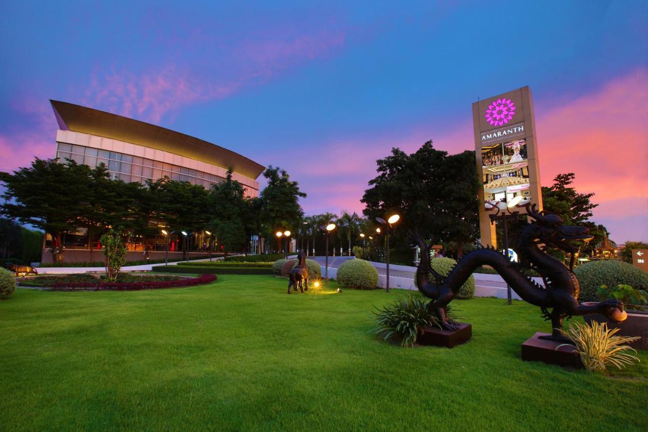Amaranth Suvarnabhumi Hotel Bangkok Exterior photo Mahidol University